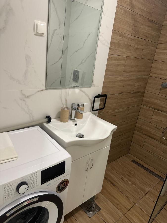 Luxury Apartments D&B Podgorica Kültér fotó