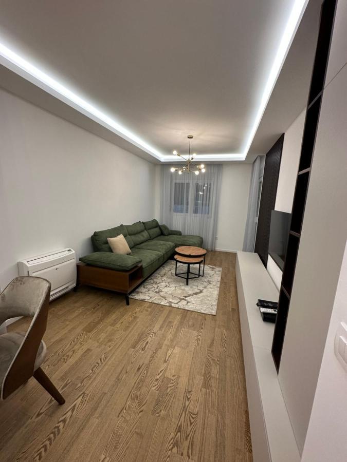 Luxury Apartments D&B Podgorica Kültér fotó